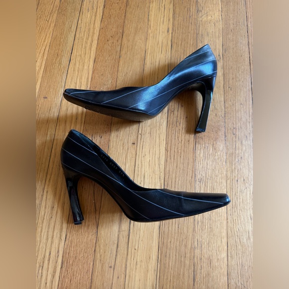90s Vintage Gianni Versace Black Pinstripe Stiletto Heels Sz 37.5 - Picture 7 of 12